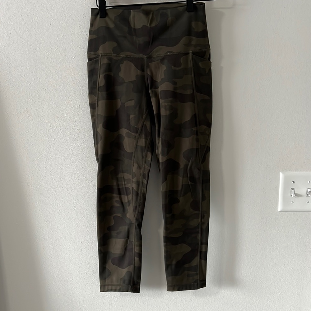 Senita Athletics Camo Leggings